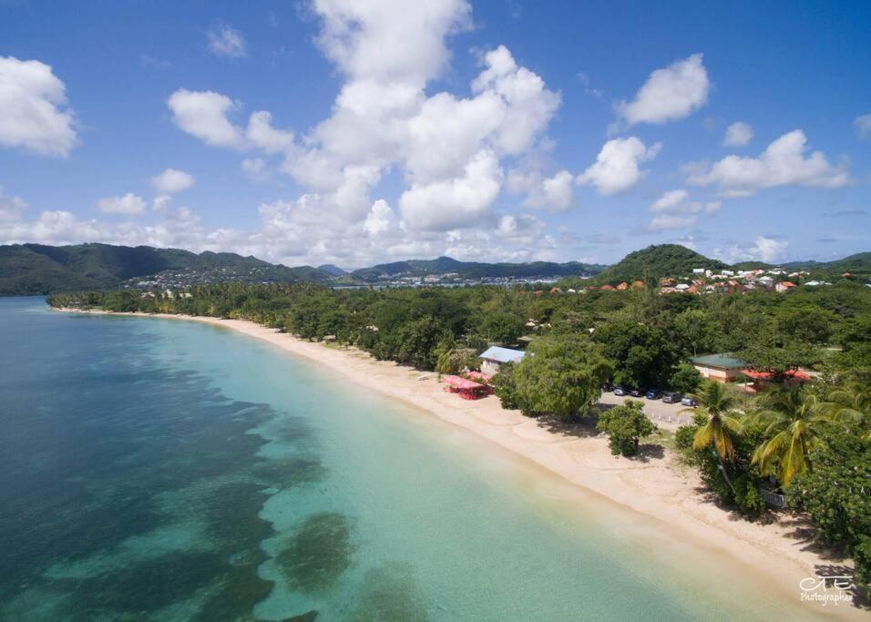 Maison Authentique A 300M De La Plage Sainte-Anne Exterior photo